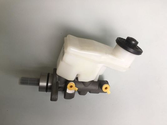 47201-0D080 47201-02388 Фрезерный мастер цилиндр FITS FITS TOYOTA Vios ((AT) 2005 OE 47201-0D080 FITS TOYOTA Soluna Vios 2006 ~ 2008 Фрезерный мастер цилиндр