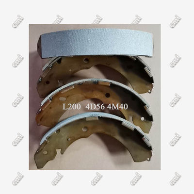Тормозные колодки барабанные Mitsubishi L200 4600A106 4600A122 Пикап DV26 4D56 4M40